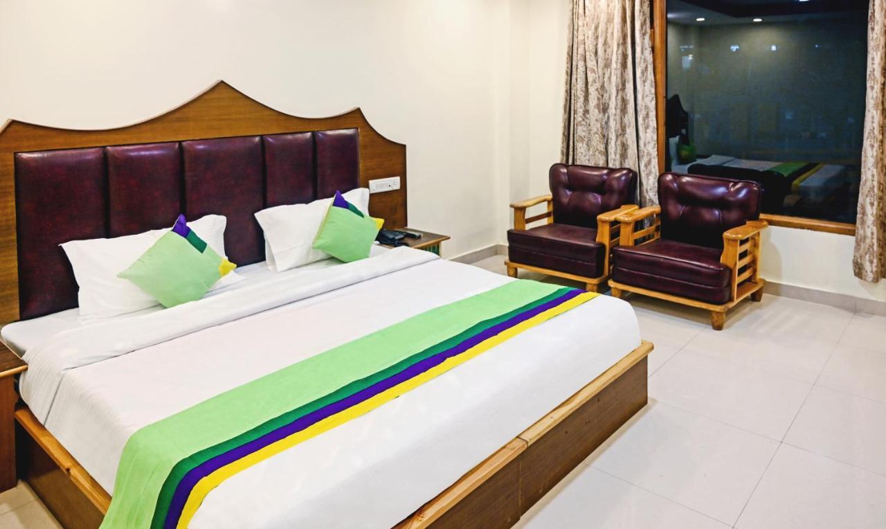 Treebo Dev With Valley View, Mall Road Manali  Exterior photo