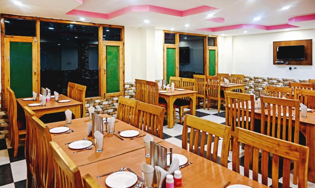 Treebo Dev With Valley View, Mall Road Manali  Exterior photo
