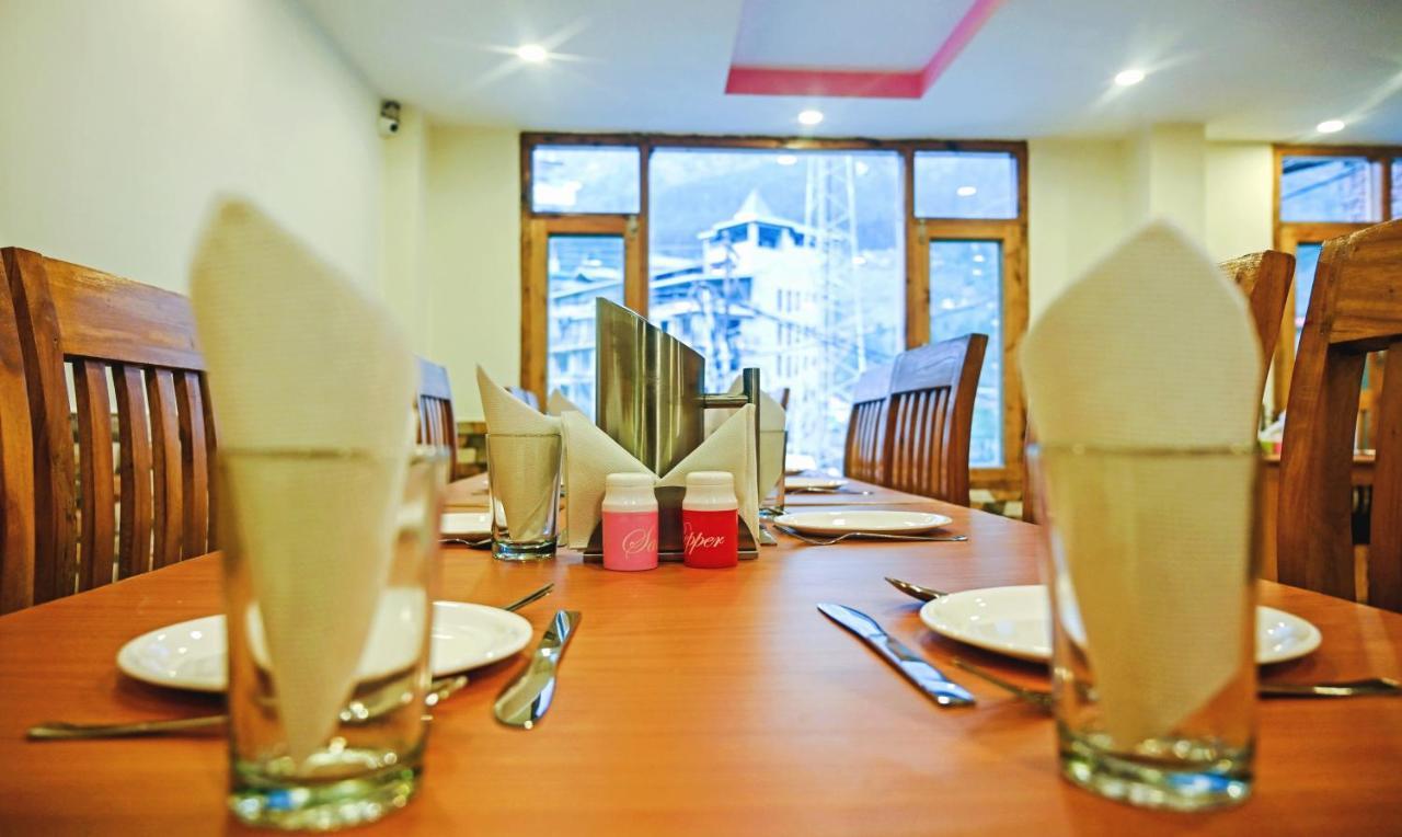 Treebo Dev With Valley View, Mall Road Manali  Exterior photo